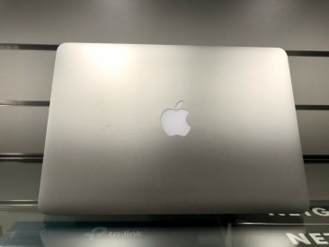 Apple MacBook Pro 13'' Early 2015 Laptop (A1502)